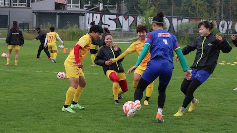 ĐT nữ Việt Nam thua trận đầu tiên tại Ba Lan